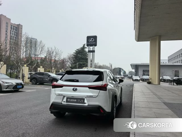Lexus UX id 4209264 из Китая 11