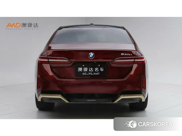 BMW 5 series 2024 Красный из Китая, фото 3