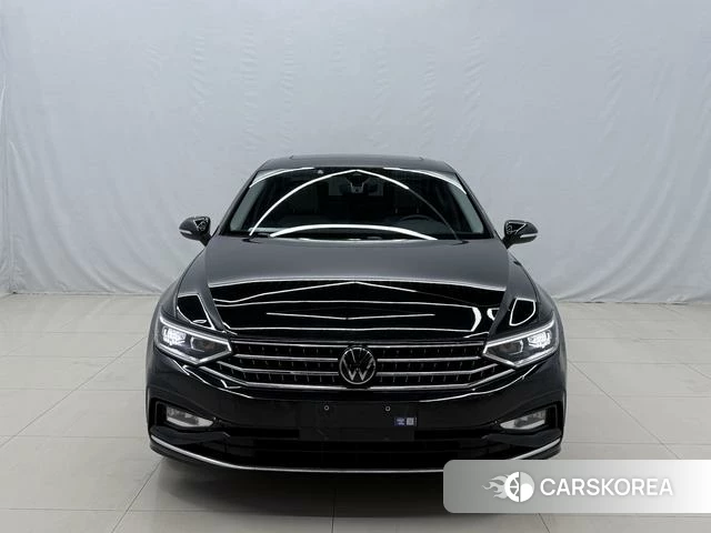 Volkswagen Magotan id 4297883 из Китая 10