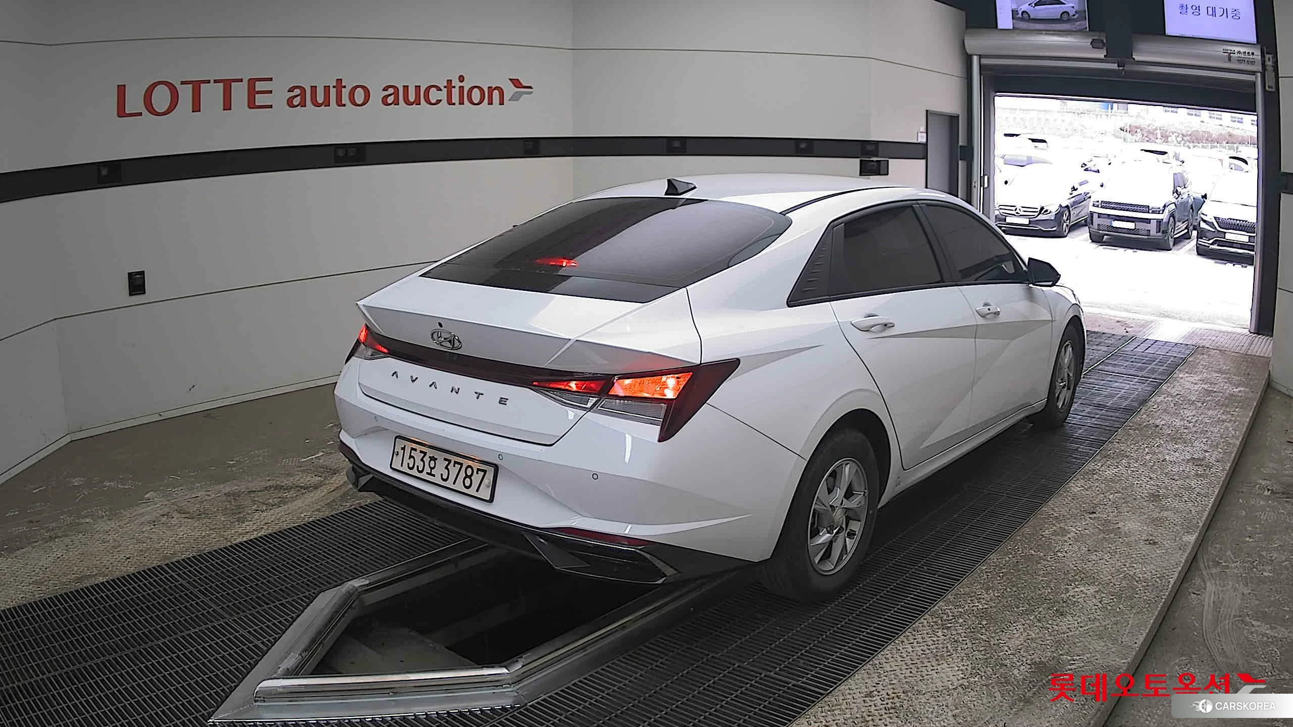 Hyundai Avante id 3869308 из Кореи 31