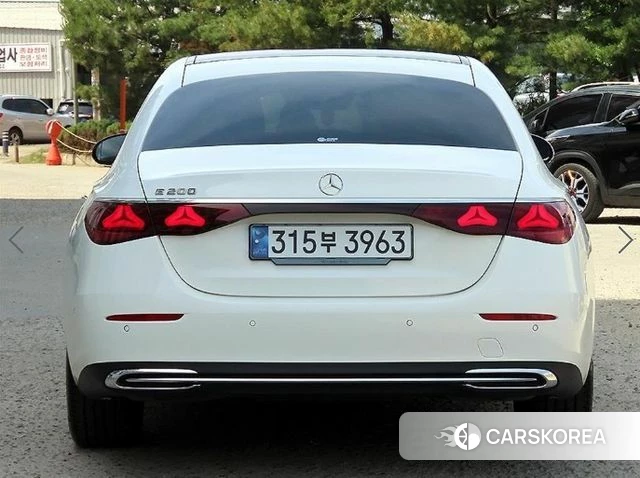 Mercedes-Benz E-Class W214 id 4349279 из Кореи 14