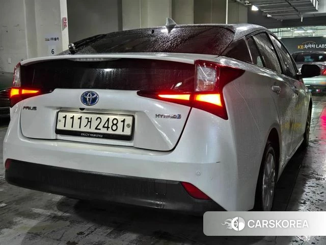 Toyota Prius 4th Generation id 3916503 из Кореи 10