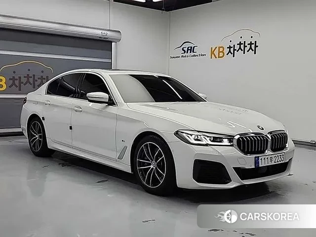 BMW 5 Series (G30) id 3427167 из Кореи 13