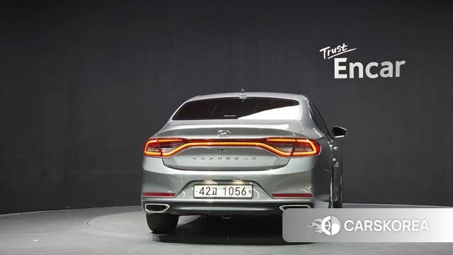 Hyundai Grandeur IG id 4587422 из Кореи 14