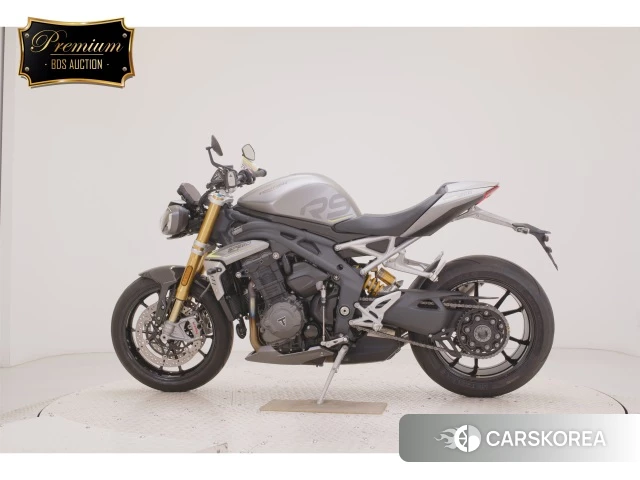 Triumph SPEED TRIPLE RS 2022 из Японии, фото 2