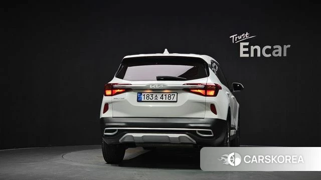 Kia Seltos id 4624799 из Кореи 14