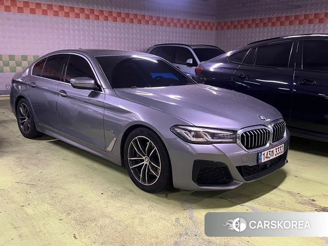 BMW 5 Series (G30) id 3787250 из Кореи 7