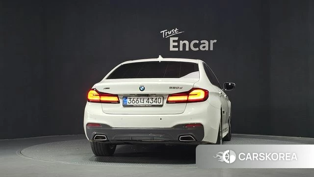BMW 5 Series (G30) id 4543494 из Кореи 14