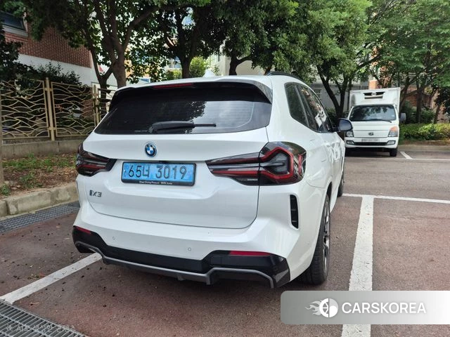 BMW iX3 2023 Белый из Кореи, фото 6