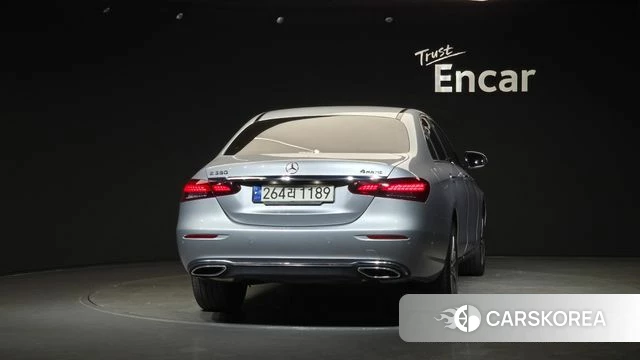 Mercedes-Benz E-Class W213 id 4645842 из Кореи 28