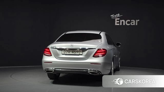 Mercedes-Benz E-Class W213 id 4713432 из Кореи 27