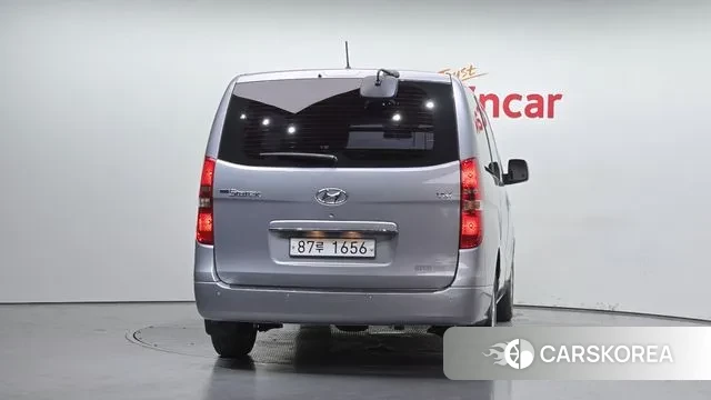 Hyundai The New Grand Starex id 3076599 из Кореи 14