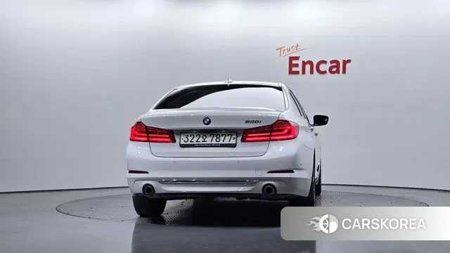 BMW 5 Series (G30) id 3742623 из Кореи 14