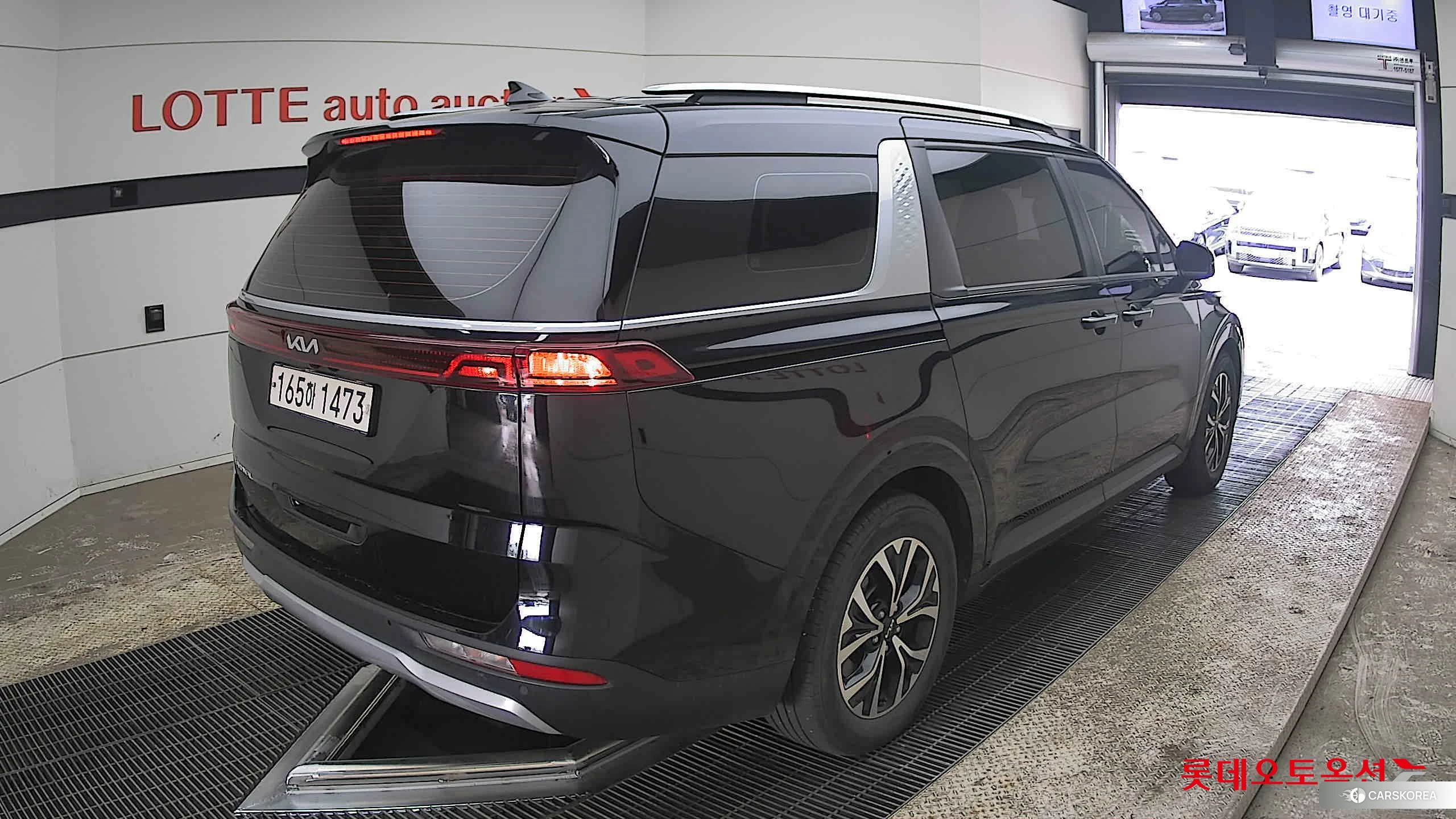 Kia Carnival id 3875683 из Кореи 31