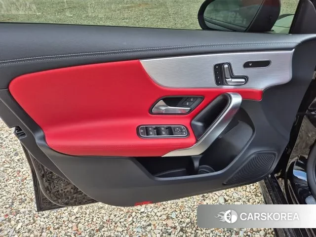 Mercedes-Benz A-Class W177 2022 Черный из Кореи, фото 6