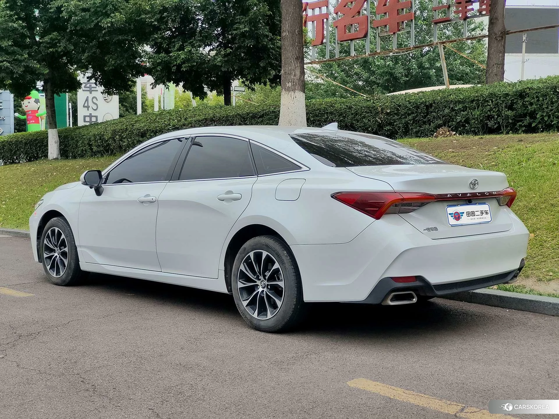 Toyota Asian dragon 2023 Белый из Китая, фото 5