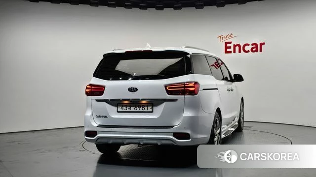Kia The New Carnival id 4397818 из Кореи 29