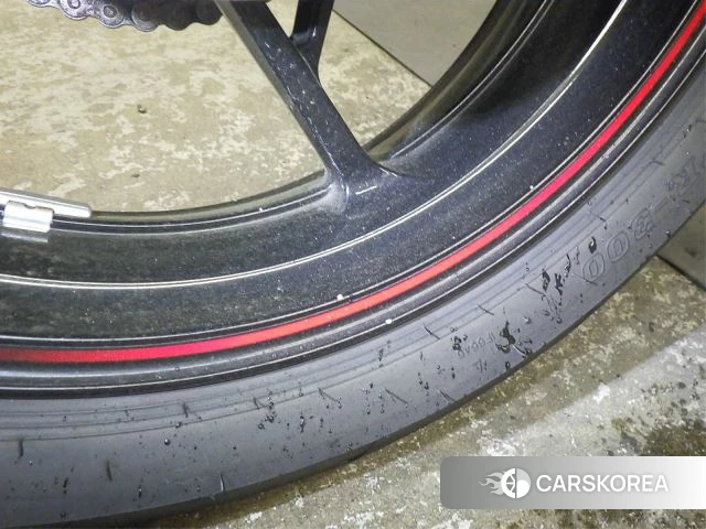 Kawasaki ZX-4R SE id 3949155 из Японии 26
