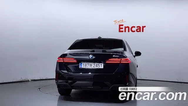 BMW 5 Series (G60) id 2852685 из Кореи 14