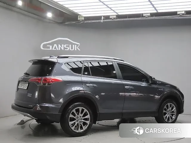 Toyota RAV4 id 3413168 из Кореи 14