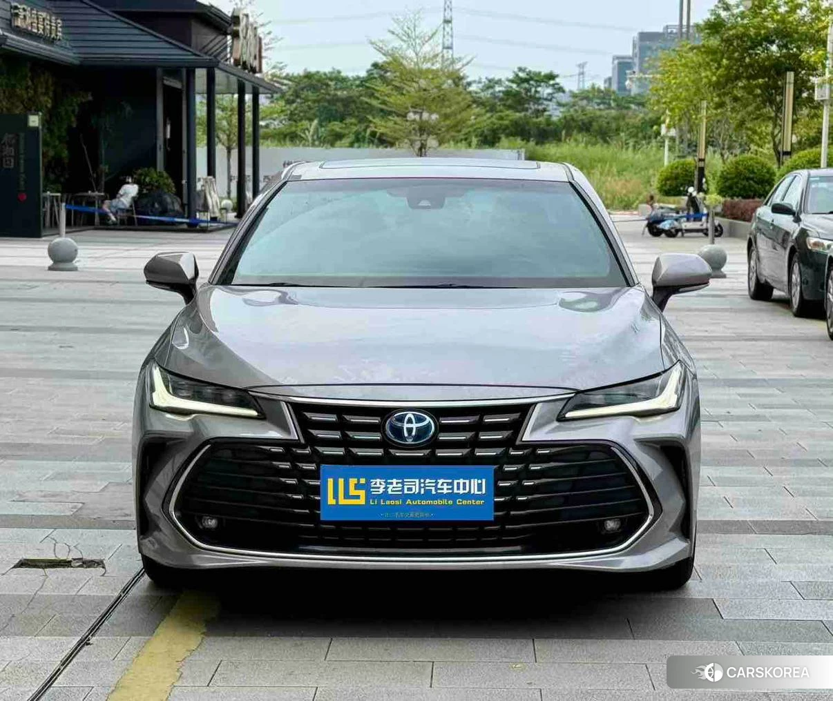 Toyota Avalon 2022 Серебристо-серый из Китая, фото 4