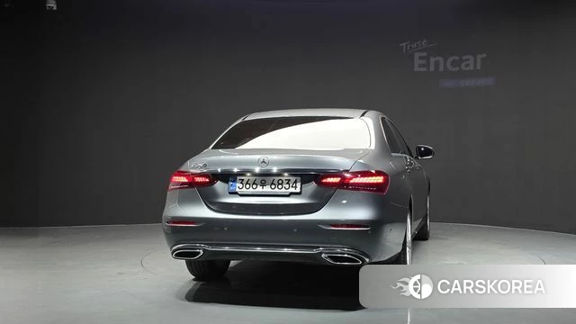 Mercedes-Benz E-Class W213 id 4670782 из Кореи 26