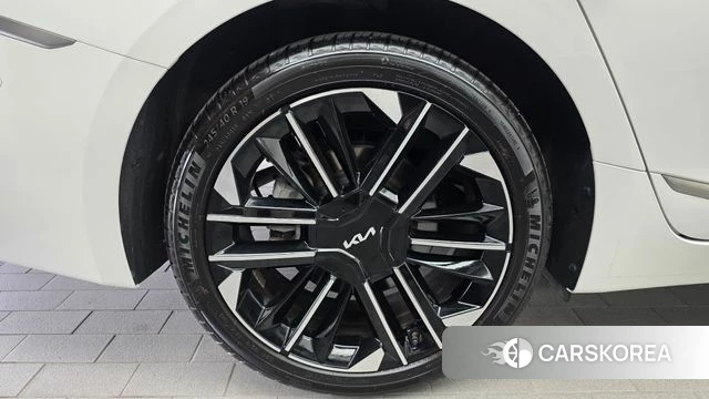 Kia The New K8 Hybrid id 4834100 из Кореи 30