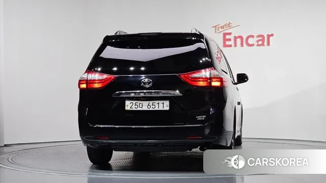 Toyota Sienna id 3439831 из Кореи 14