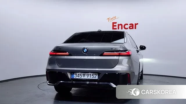 BMW 7 Series (G70) id 3538527 из Кореи 14