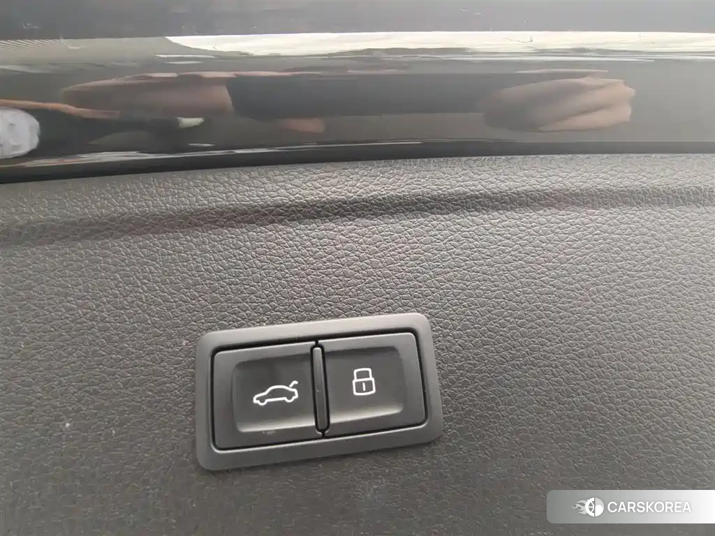 Audi Q5L id 4547563 из Китая 10