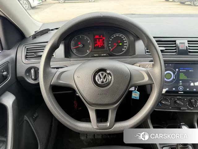 Volkswagen Santana id 4275384 из Китая 10