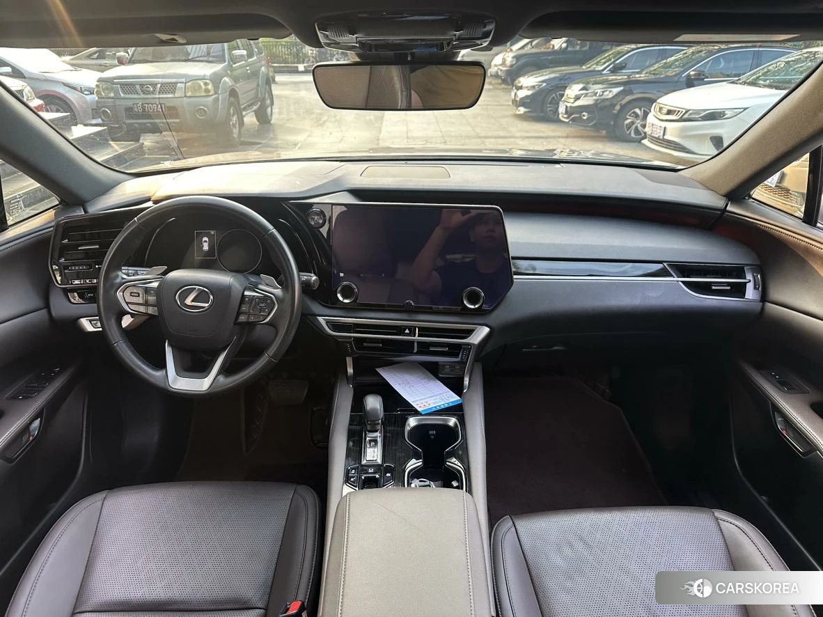 Lexus RX 2023 Серебристо-серый из Китая, фото 4