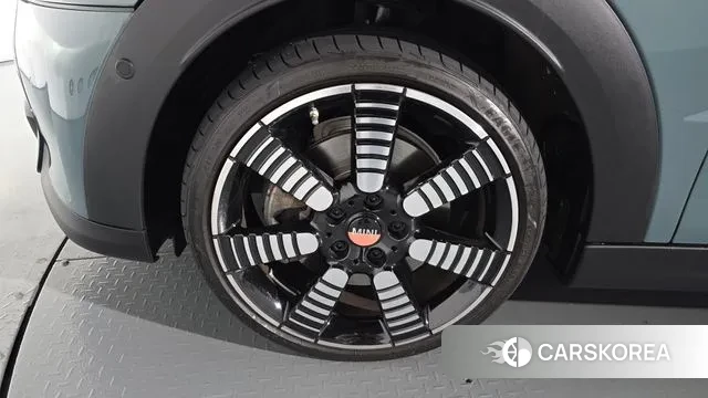 Mini Cooper S id 3279540 из Кореи 14