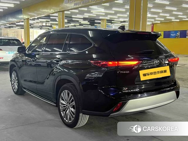 Toyota Highlander 2023 Черный из Китая, фото 4