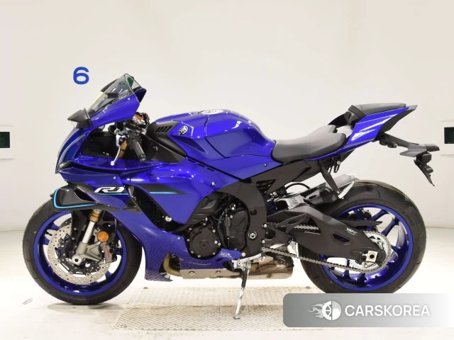 Yamaha YZF-R1 2026 из Японии