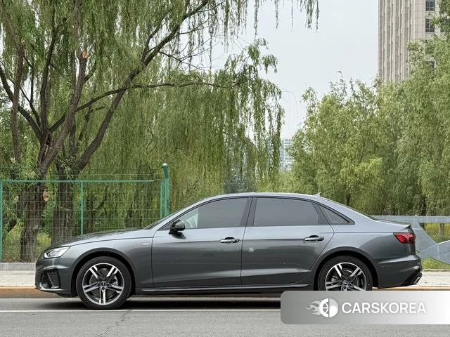 Audi A4L id 4271217 из Китая 12