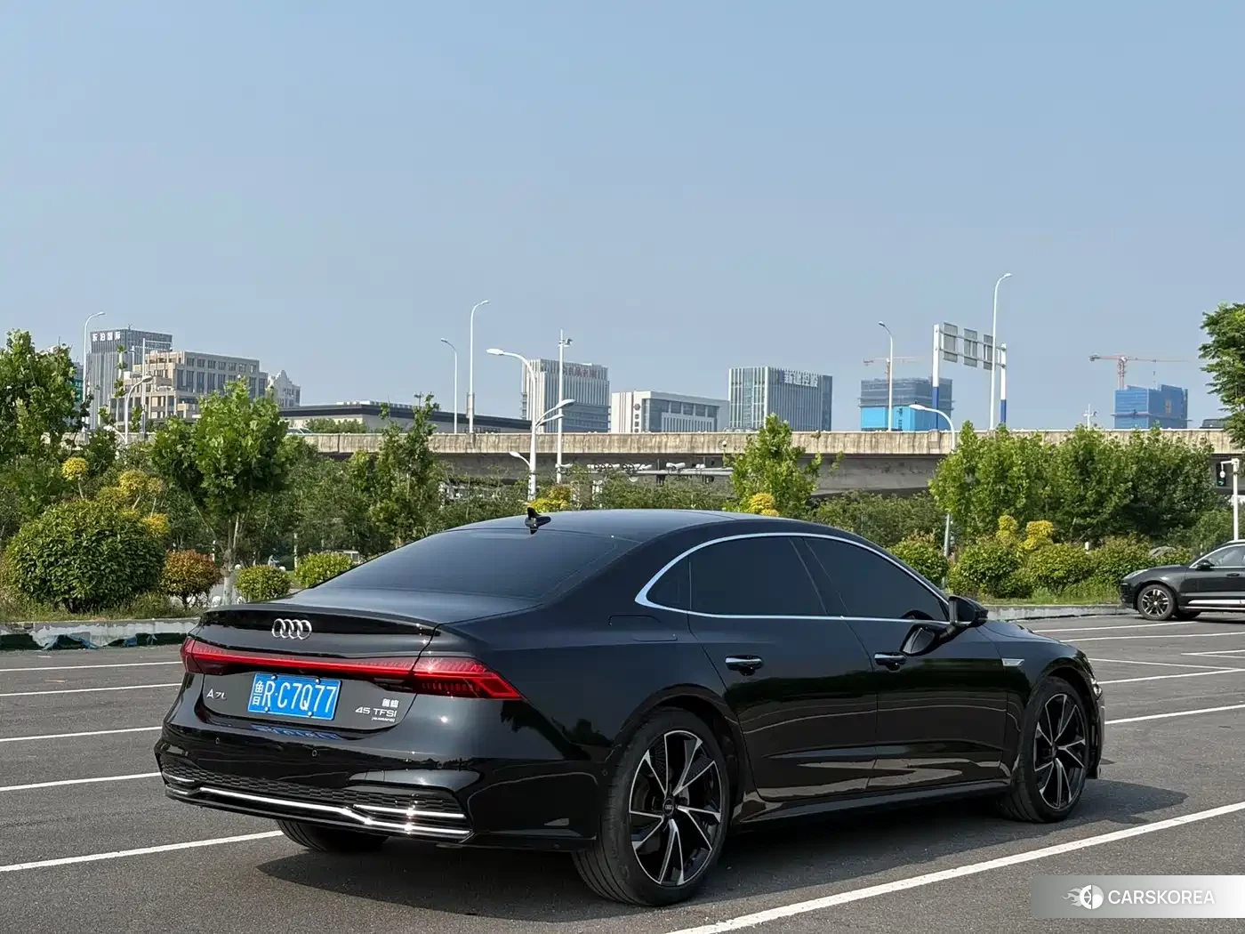 Audi A7L id 4628471 из Китая 11