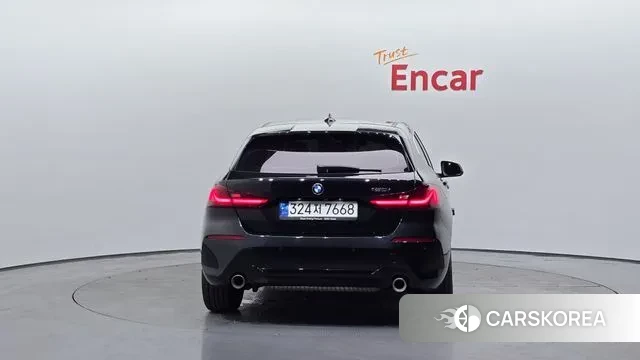 BMW 1 Series (F40) id 2959923 из Кореи 14