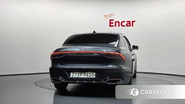 Hyundai The New Grandeur IG Hybrid id 4918317 из Кореи 29