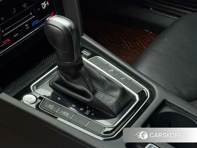 Volkswagen CC 2022 Белый из Китая, фото 4