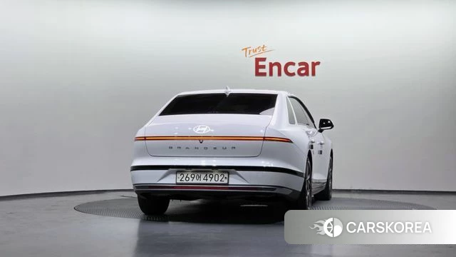 Hyundai Grandeur (GN7) id 3953254 из Кореи 14