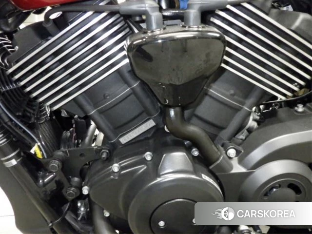 Engine photo