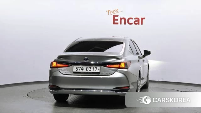 Lexus ES300h 7th generation id 4232124 из Кореи 14