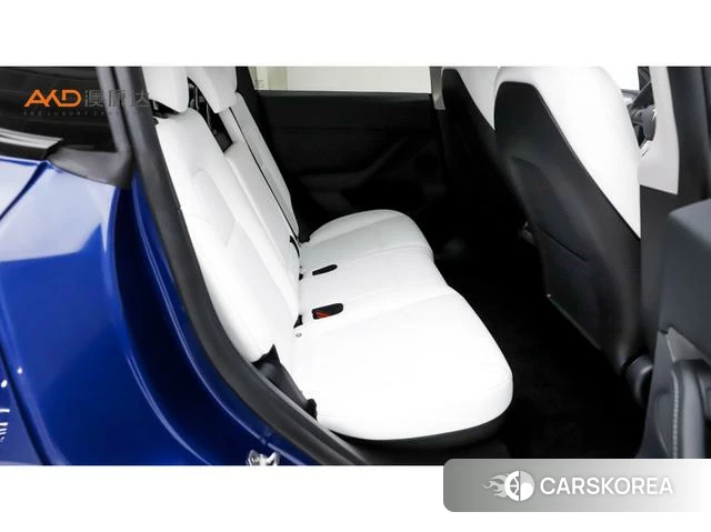 Tesla Model Y 2024 Синий из Китая, фото 4