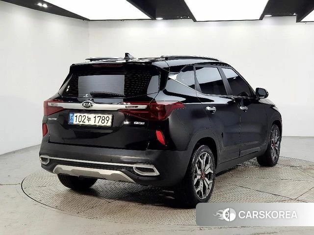 Kia Seltos id 4586149 из Кореи 14
