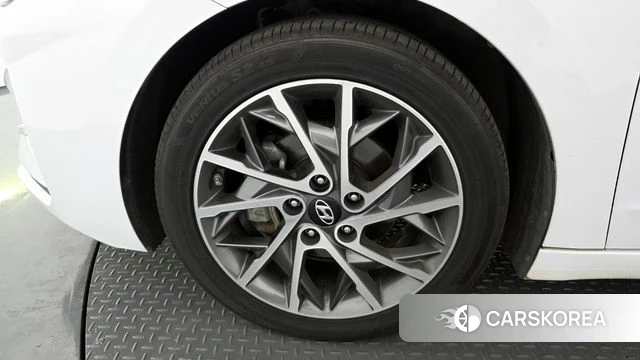 Hyundai The New Avante AD id 4310916 из Кореи 30