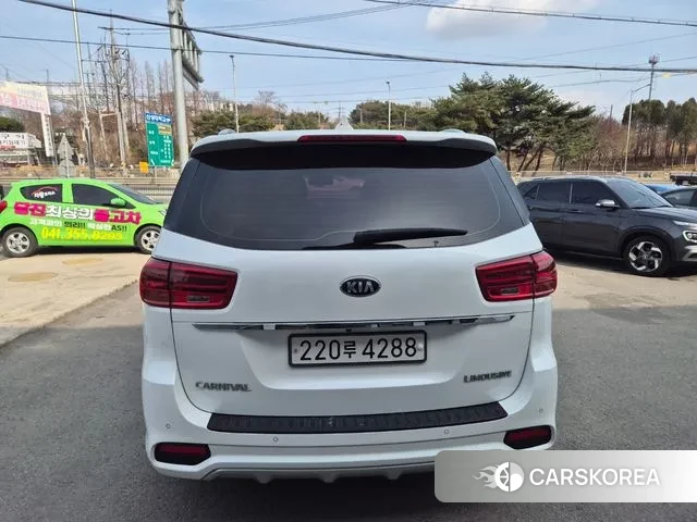 Kia The New Carnival id 3060613 из Кореи 9