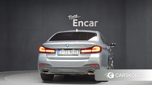 BMW 5 Series (G30) id 3478127 из Кореи 14