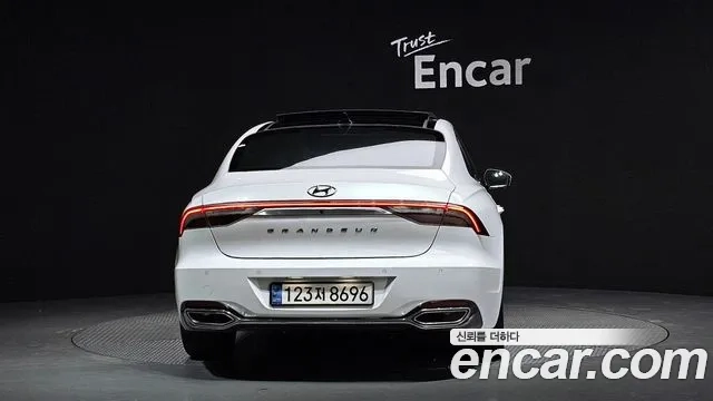 Hyundai The New Grandeur IG id 2921574 из Кореи 14