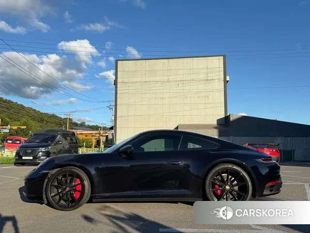 Porsche 911(992) id 3258876 из Кореи 14